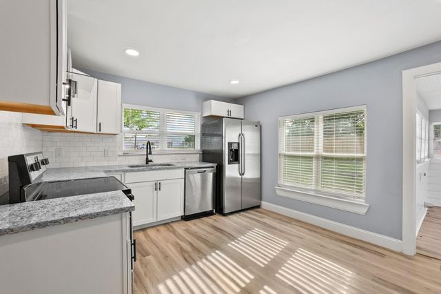 3450 Juanita Drive, Denison, TX 75020