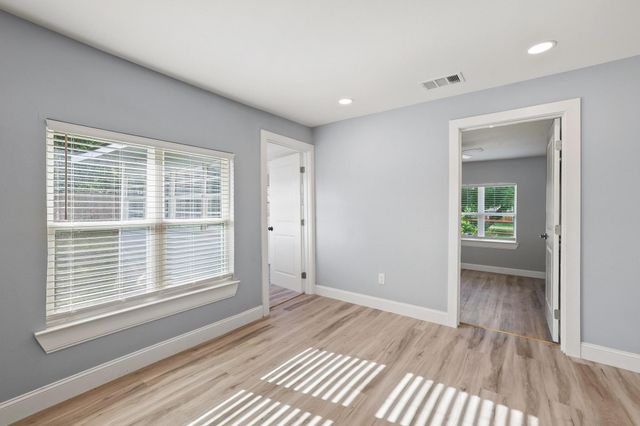 3450 Juanita Drive, Denison, TX 75020