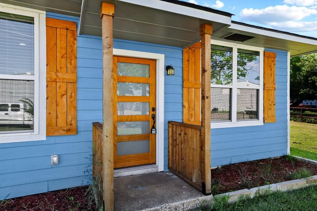 3450 Juanita Drive, Denison, TX 75020