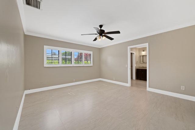 5720 SW 7th Street, Plantation, FL 33317