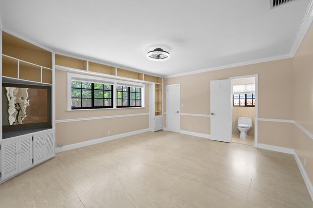 5720 SW 7th Street, Plantation, FL 33317