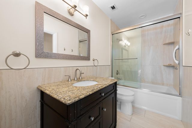 5720 SW 7th Street, Plantation, FL 33317