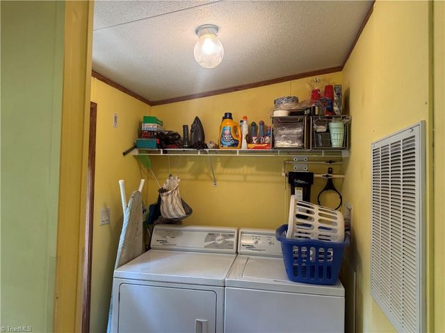 231 CP Riddle Trail, Mount Airy, NC 27030