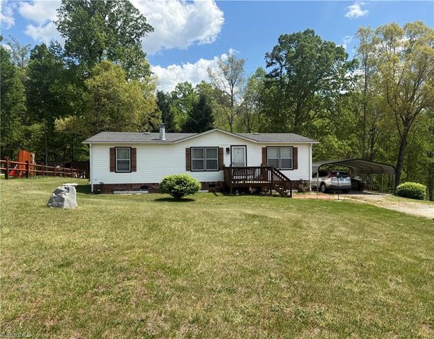 231 CP Riddle Trail, Mount Airy, NC 27030