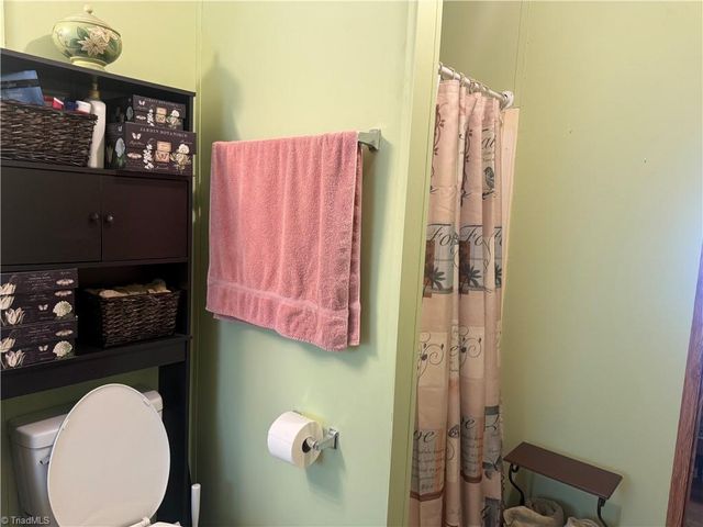 231 CP Riddle Trail, Mount Airy, NC 27030