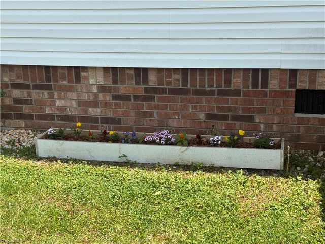 231 CP Riddle Trail, Mount Airy, NC 27030