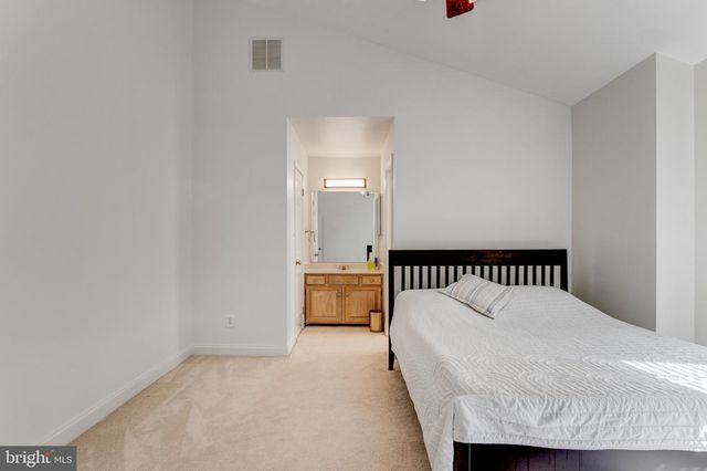 20403 IVYBRIDGE CT, Montgomery Village, MD 20886