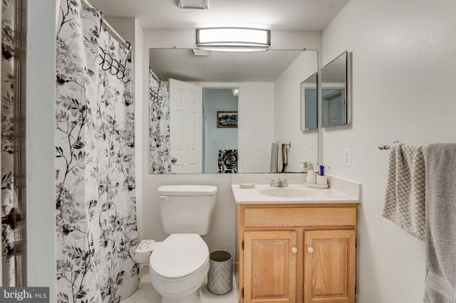 20403 IVYBRIDGE CT, Montgomery Village, MD 20886
