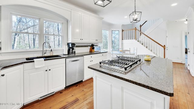 107 Robin Road, Greenville, NC 27858