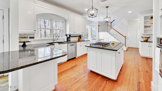 107 Robin Road, Greenville, NC 27858