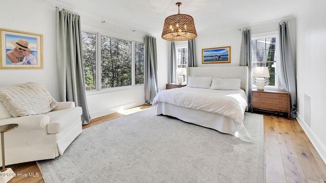 107 Robin Road, Greenville, NC 27858