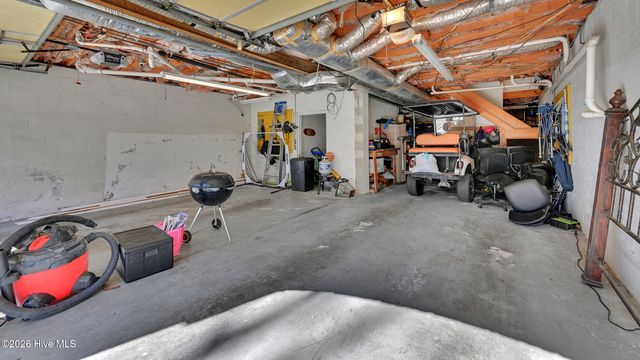 107 Robin Road, Greenville, NC 27858