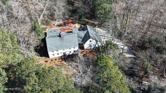 107 Robin Road, Greenville, NC 27858