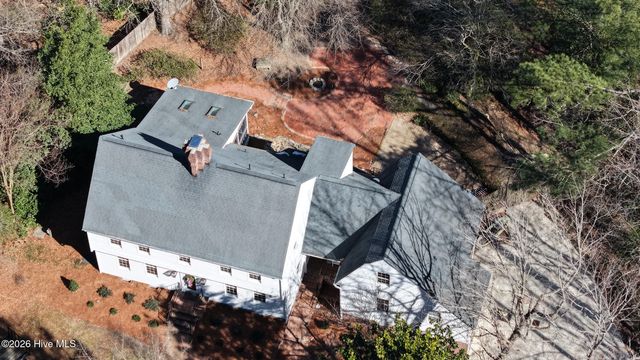 107 Robin Road, Greenville, NC 27858