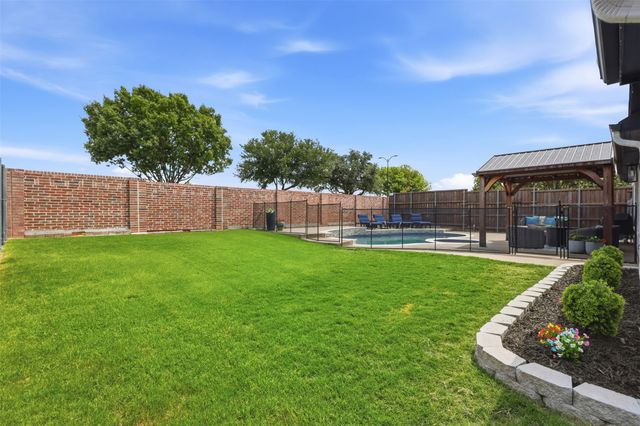 11010 Spring Lake Road, Frisco, TX 75035