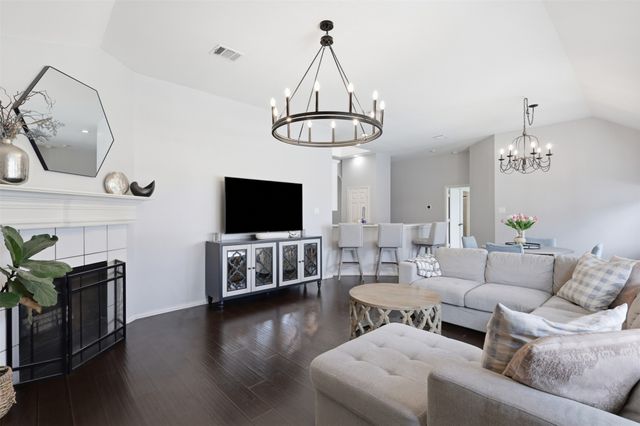 11010 Spring Lake Road, Frisco, TX 75035
