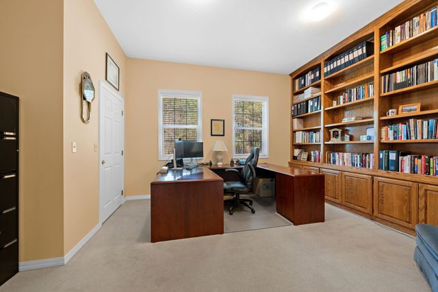 25929 E Idaho Pines Ln, Newman Lake, WA 99025