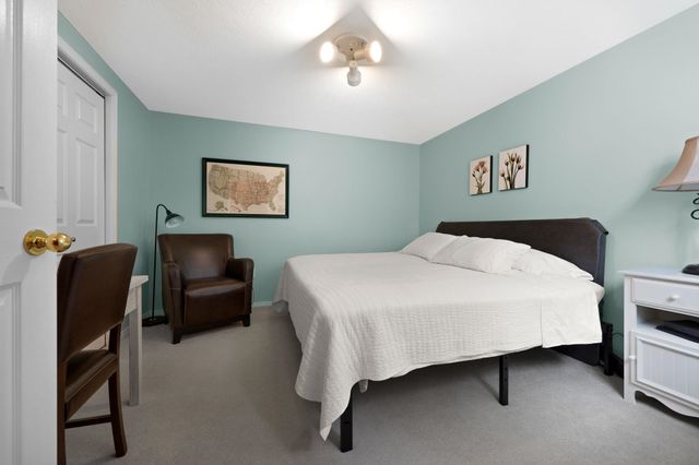 25929 E Idaho Pines Ln, Newman Lake, WA 99025