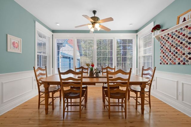 25929 E Idaho Pines Ln, Newman Lake, WA 99025