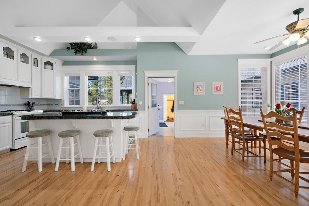 25929 E Idaho Pines Ln, Newman Lake, WA 99025 photo 6