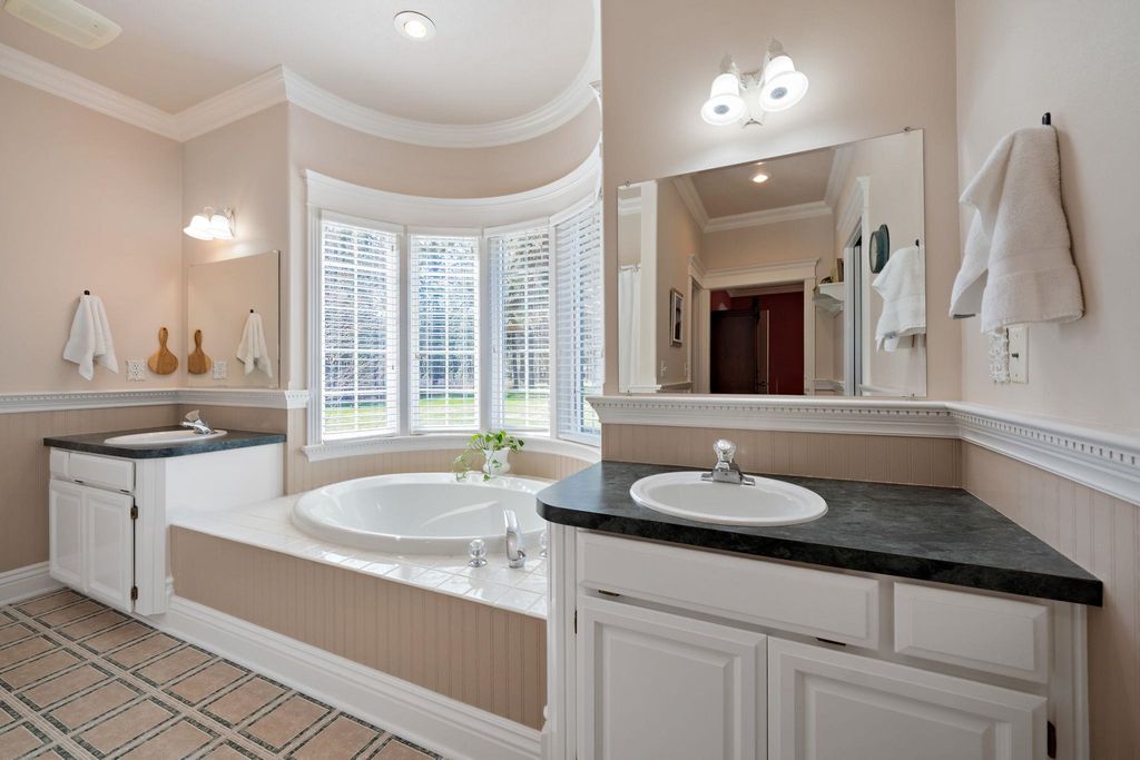 25929 E Idaho Pines Ln, Newman Lake, WA 99025 photo 10