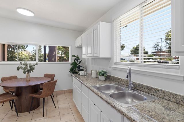 1827 Stevens Avenue, East Palo Alto, CA 94303