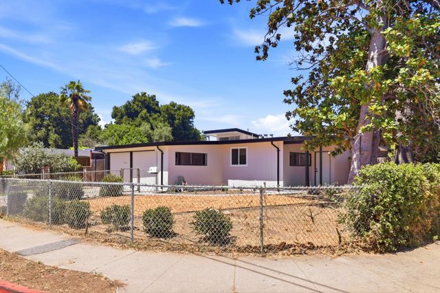 1827 Stevens Avenue, East Palo Alto, CA 94303