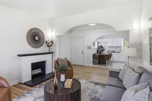 1827 Stevens Avenue, East Palo Alto, CA 94303