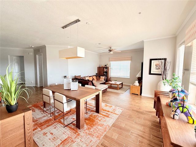 5048 SHOREWAY LOOP 404, Orlando, FL 32819