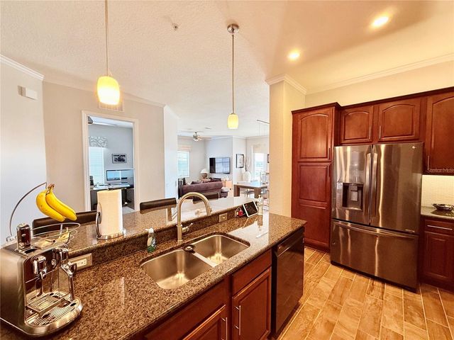 5048 SHOREWAY LOOP 404, Orlando, FL 32819