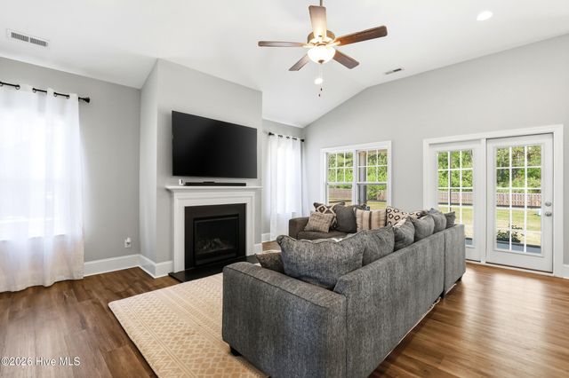 6776 Campbells Ridge Drive SE, Leland, NC 28451