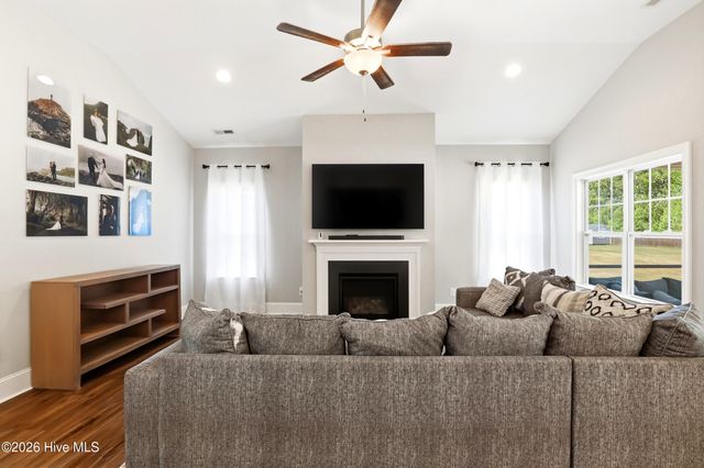 6776 Campbells Ridge Drive SE, Leland, NC 28451