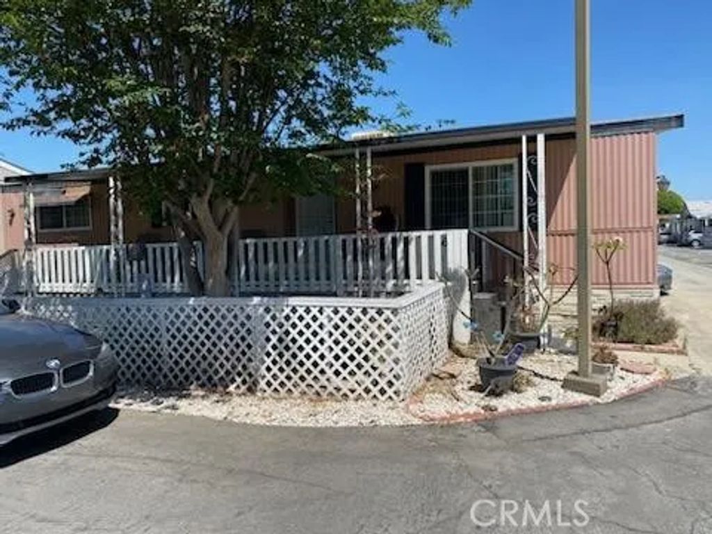 12147 Lakeland 66, Santa Fe Springs, CA 90670