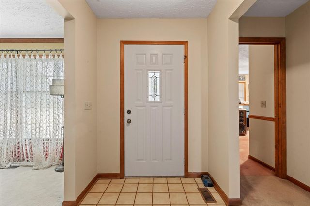 1323 W State Route 571, Tipp City, OH 45371