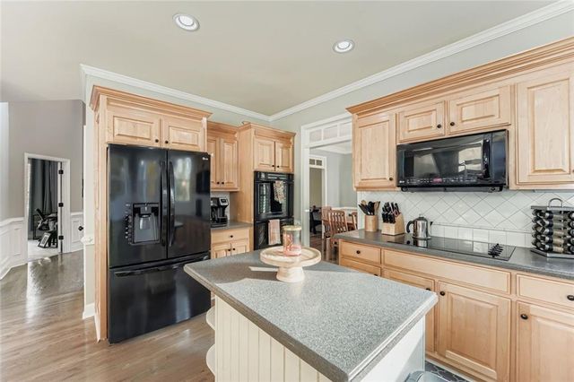 644 Gold Valley Pass, Canton, GA 30114