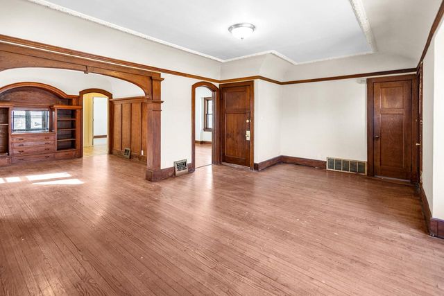 2649 N 45th STREET, Milwaukee, WI 53210