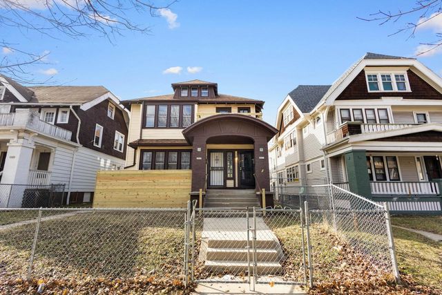 2649 N 45th STREET, Milwaukee, WI 53210