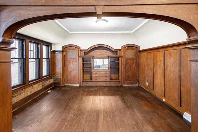 2649 N 45th STREET, Milwaukee, WI 53210