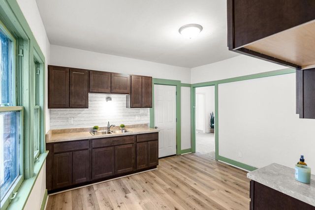 2649 N 45th STREET, Milwaukee, WI 53210