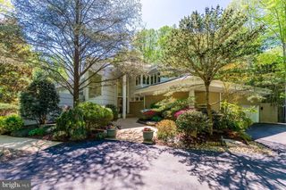 9 OAKLYN CT, Potomac, MD 20854