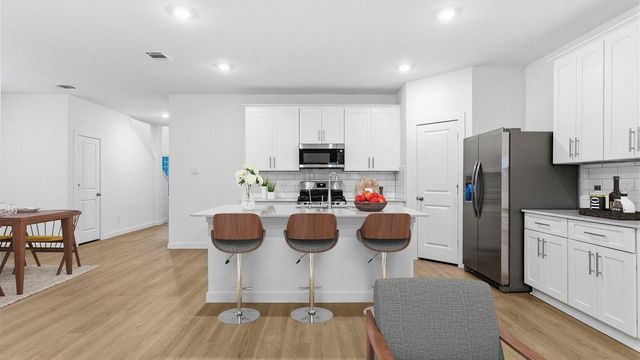 3510 Longhorn Valley Street, League City, TX 77511