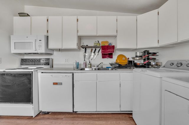 1716 Orchard Street, Ann Arbor, MI 48103