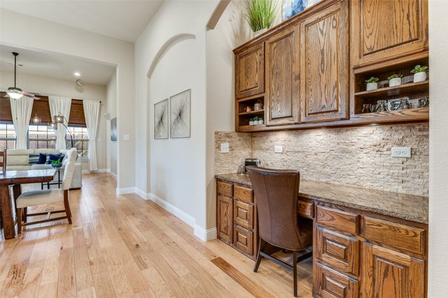 1007 Ivy Charm Way, Arlington, TX 76005