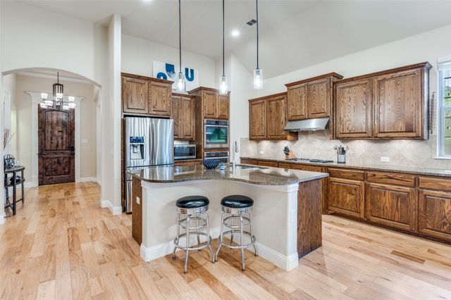 1007 Ivy Charm Way, Arlington, TX 76005