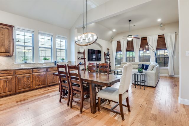 1007 Ivy Charm Way, Arlington, TX 76005