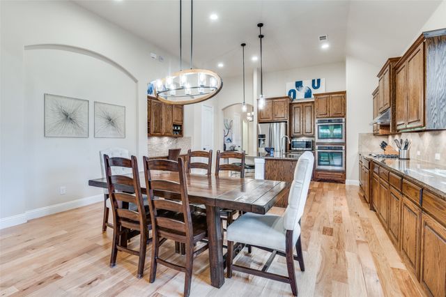 1007 Ivy Charm Way, Arlington, TX 76005