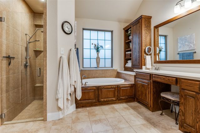 1007 Ivy Charm Way, Arlington, TX 76005