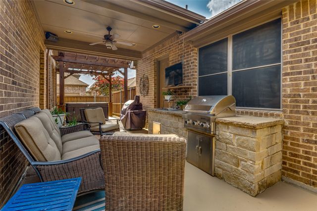 1007 Ivy Charm Way, Arlington, TX 76005