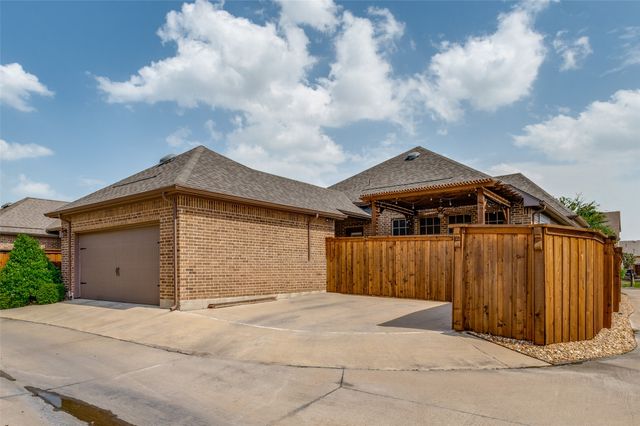 1007 Ivy Charm Way, Arlington, TX 76005