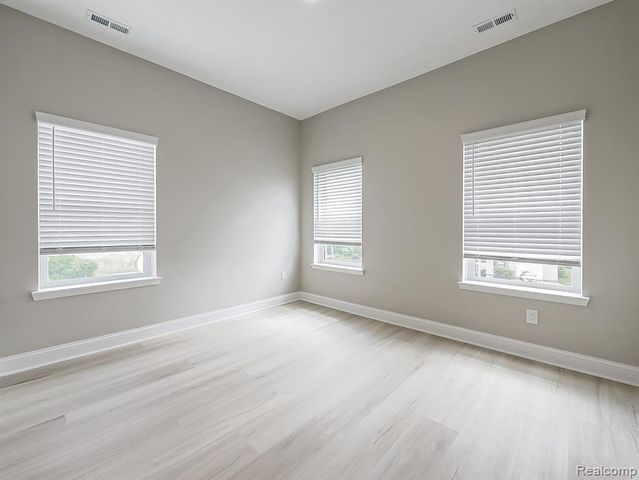 31480 Warren Rd 101, Westland, MI 48185